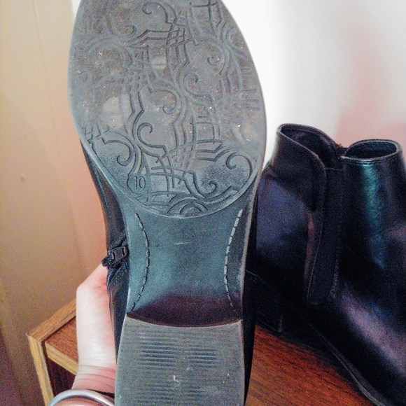 Black Booties - Picture 3 of 4